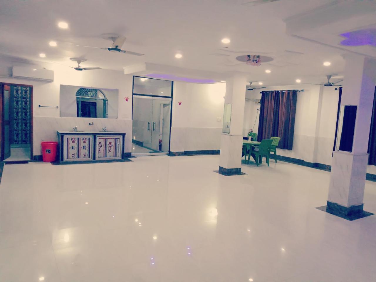 Rājgīr Hotel Anand Lok מראה חיצוני תמונה